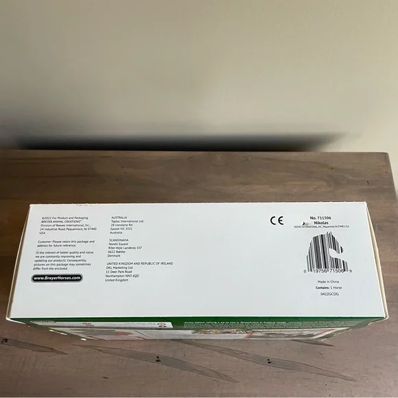 BREYERFEST - Nikolas 2022 Celebration Horse - #711506 - Picture 9 of 10